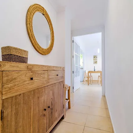Miramar Montanar I By Rock Apartment